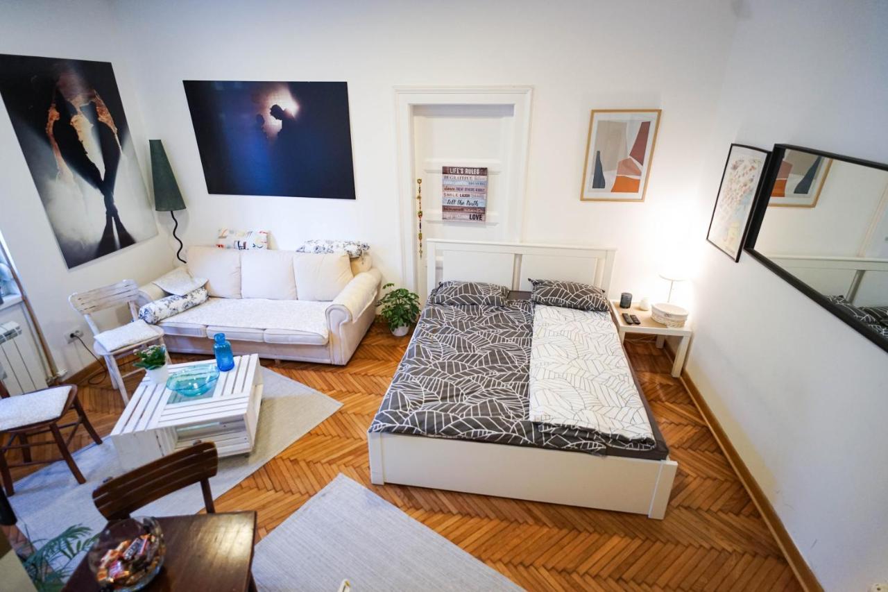 Apartment Park Belgrado Esterno foto