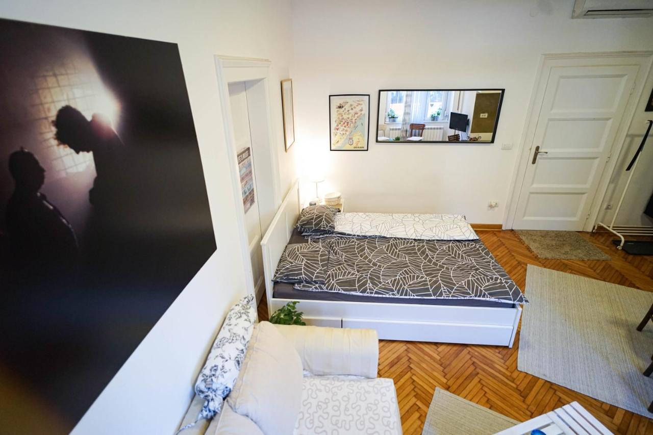 Apartment Park Belgrado Esterno foto