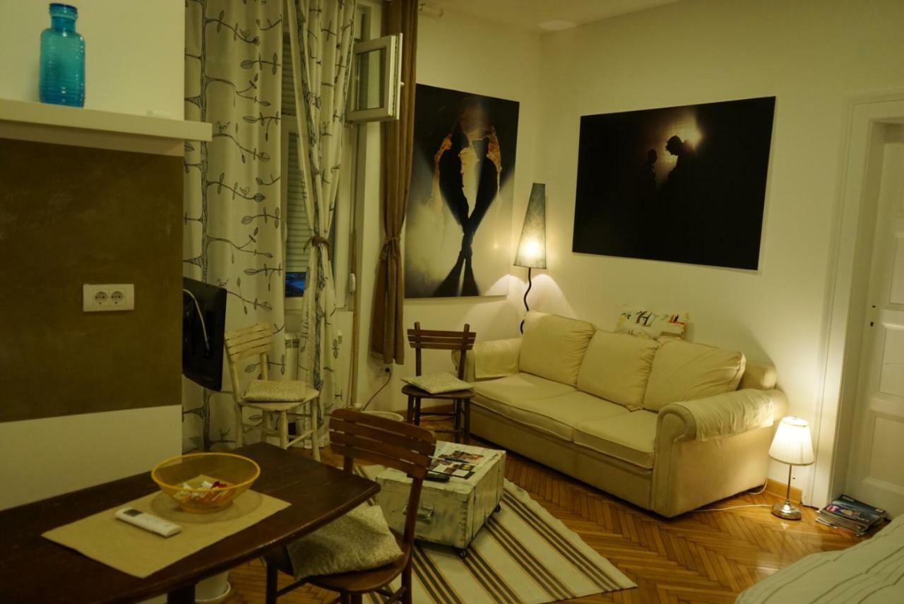 Apartment Park Belgrado Esterno foto